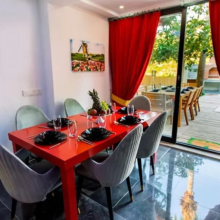 Mehmet 2 Villa *